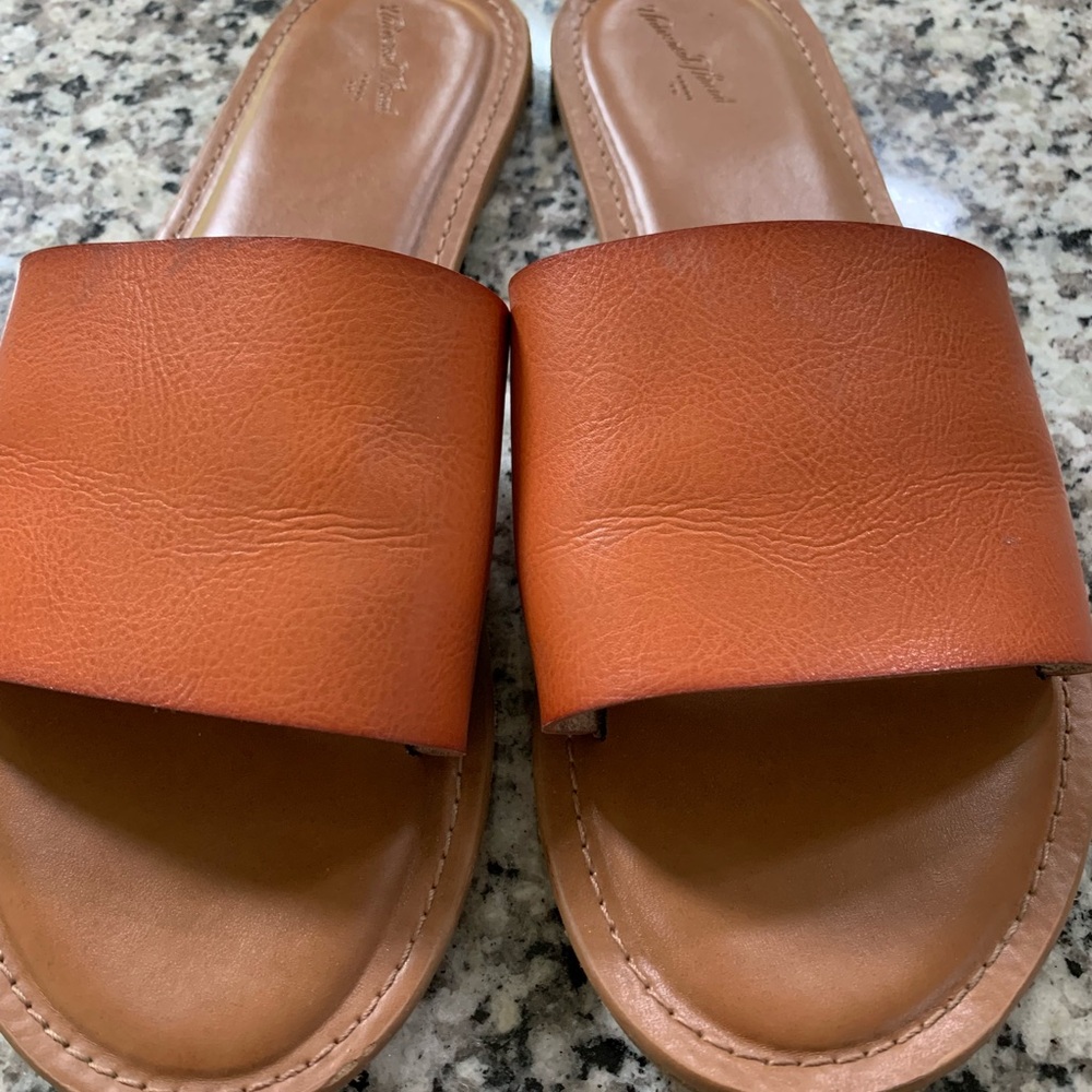 Leather sandals
